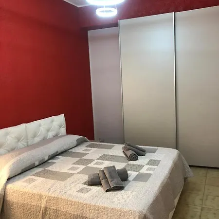 펜션 House In Lungomare Tysandros *