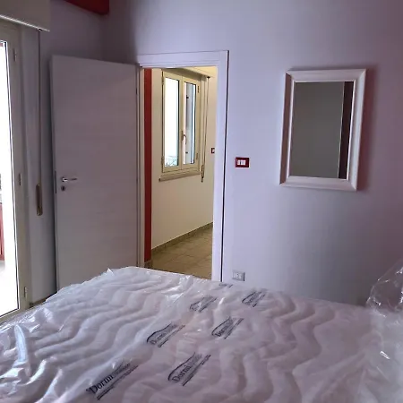 House In Lungomare Tysandros 펜션 지아르디니낙소스